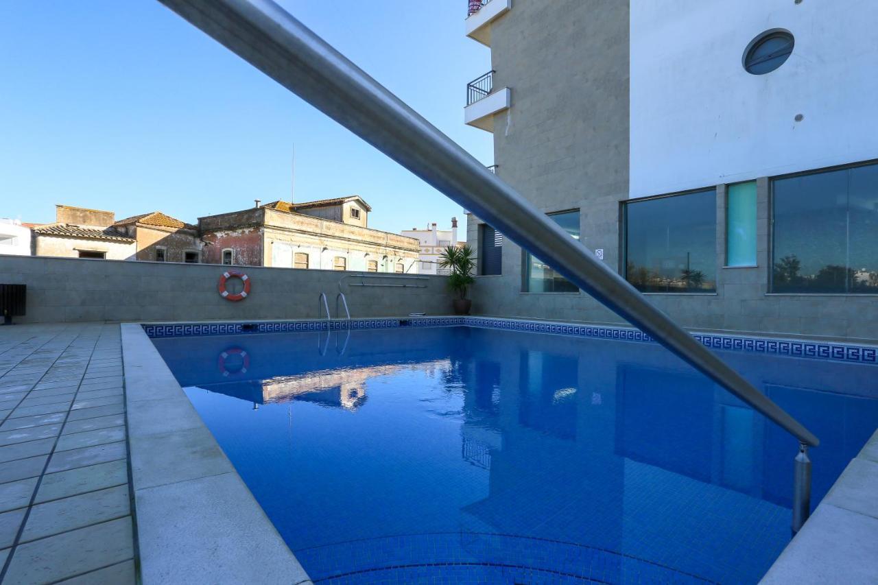 3 Bedroom Apartment With Indoor Pool Central Lagos Eksteriør billede